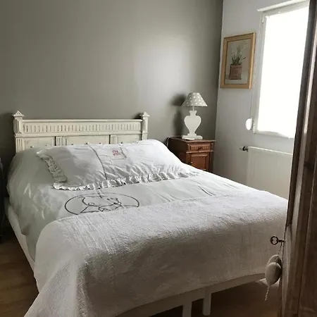 Des Sarcelles Apartment *