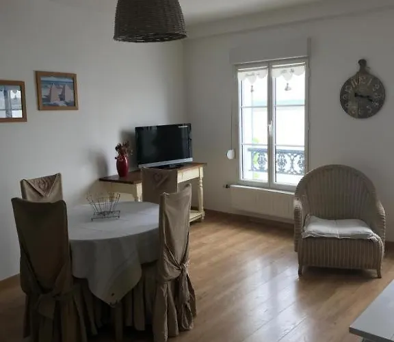 Apartment Des Sarcelles