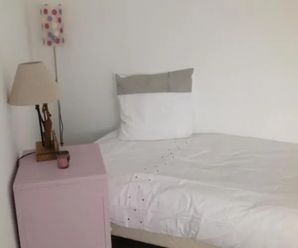 Des Sarcelles Apartamento *